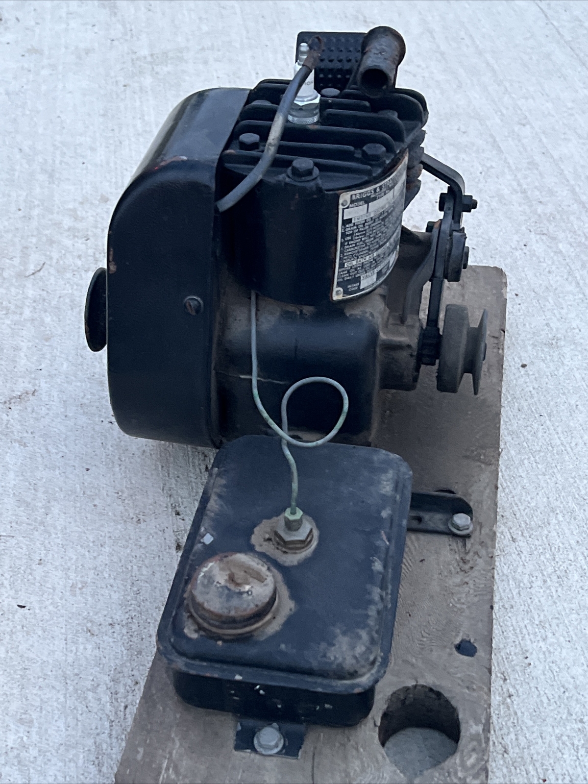 Antique Vintage Briggs & Stratton Gas Tank Replacement – Fits WM, WMB, WMI, WI, Y, H, L, NS