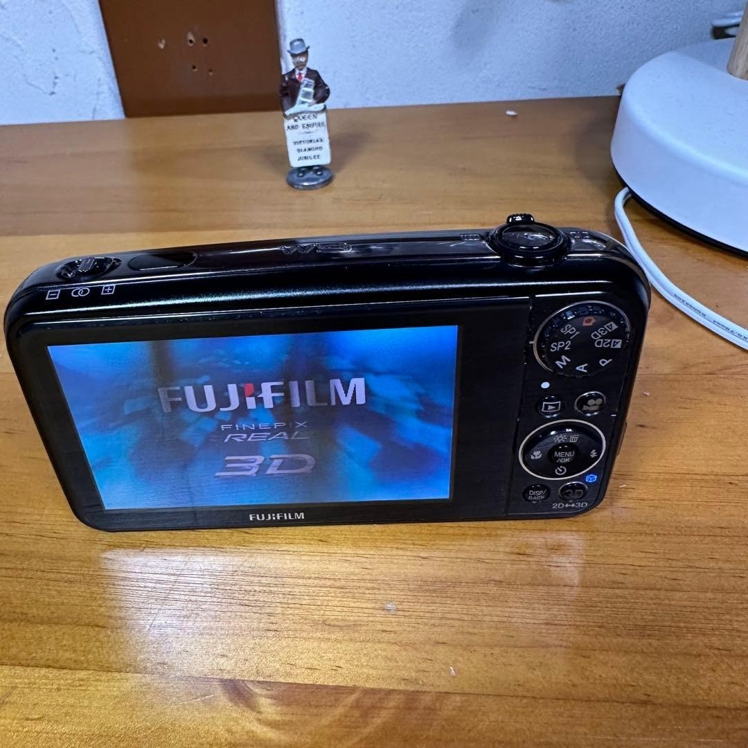 Fujifilm FinePix REAL 3D W3 10.0MP Digital Camera - Black for sale
