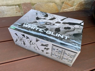 Kotobukiya - Armored Core V.I. Serie - White Glint Line Ark NX04 - gebraucht