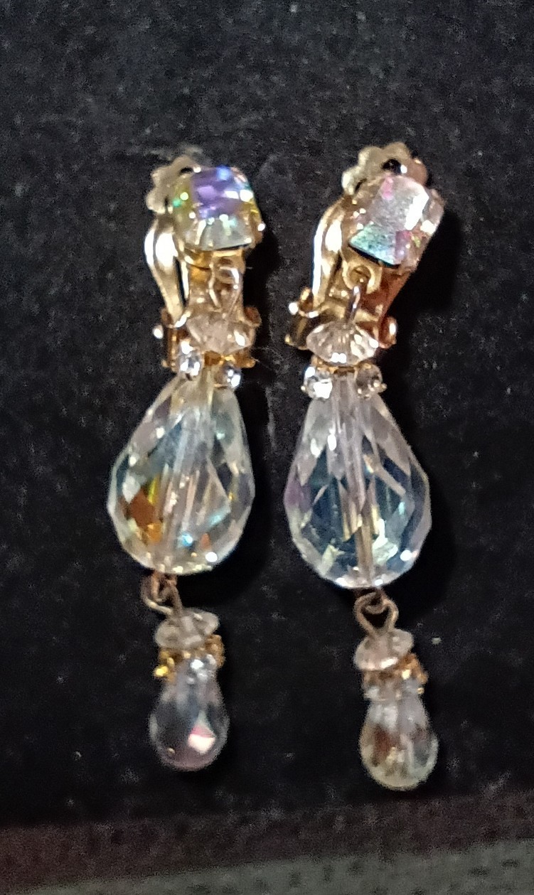 Vintage 1960s Aurora Borealis Crystal clip on dangle earrings