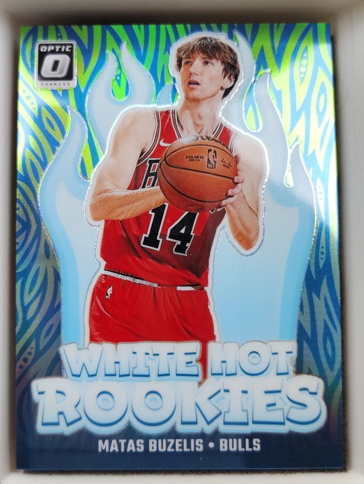 2024-25 Panini Donruss Optic White Hot Rookies Matas Buzelis #10 Lime Green /199