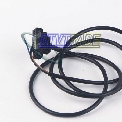   Photo Micro Sensor EE-SPX305-W2A EESPX305W2A  New *bn