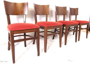 4 schöne stablie Bistrostühle Polsterstühle Holzstühle Küchenstühle