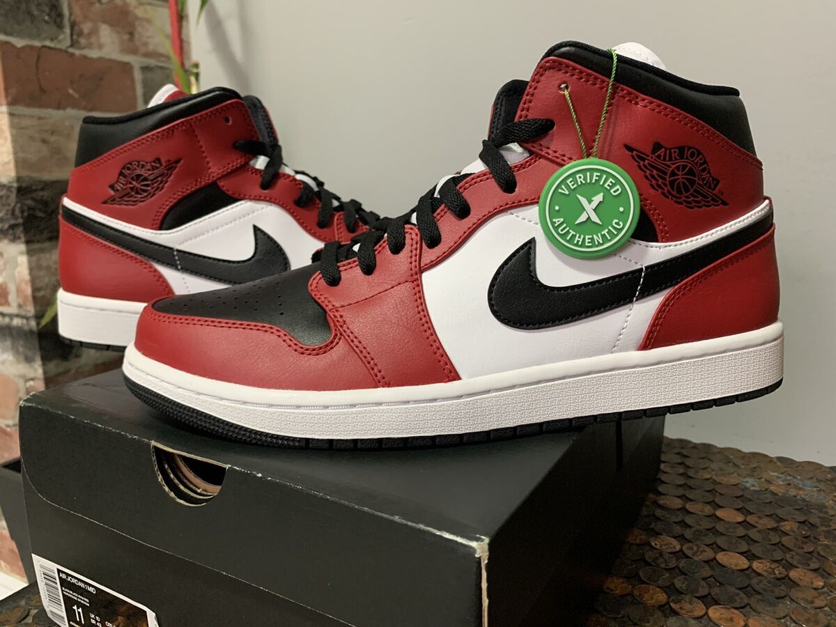 NEW NIKE AIR JORDAN 1 CHICAGO BLACK TOE Mid Mens Size 11 DS NEW NIKE AIR JORDAN 1 CHICAGO BLACK TOE Mid Mens Size 11 DS