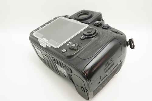 Nikon D800 36.3MP FX DSLR Camera Body Only + SD CF Cards Tested from Japan - Picture 16 of 18