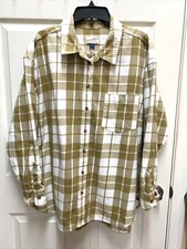 Women's Universal Thread Oversized Fit Flannel Button Up Shirt size XL - NWT