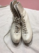 Womens Ice Figure Skates Size 8 White Rare Vintage Ships N 24h