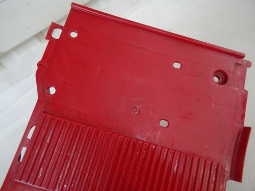 B. Honda Lead NH50 AF01 Red Footboard Cover - Picture 4 of 6