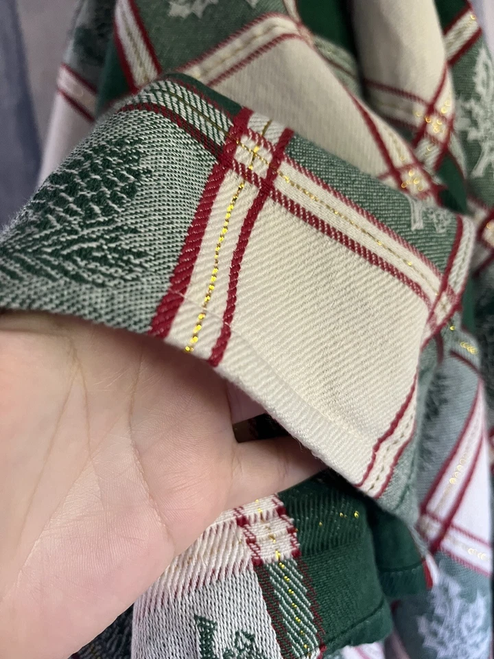 Plaid Gingham Christmas TableCloth Green Holly Cottage Farmhouse, 66x47 Cotton - Image 3 of 4