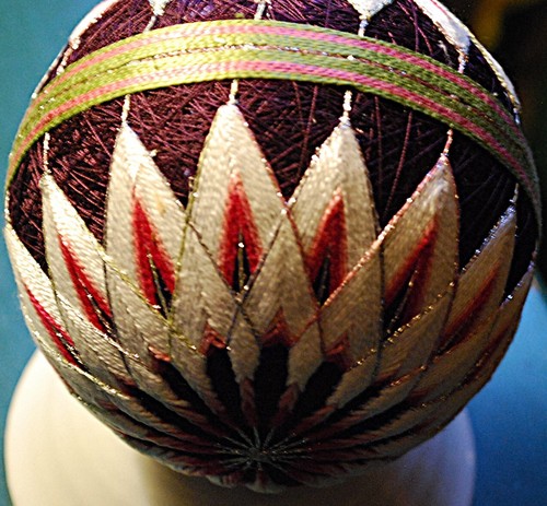 Vtg JAPANESE TEMARI THREAD HAND BALL Traditional Handmade FOLK ART Large Purple - Picture 22 of 23