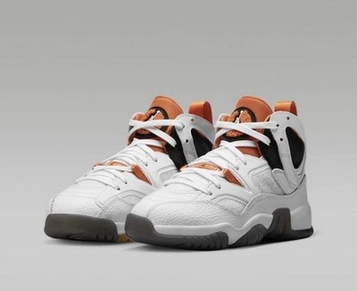 Nike Air Jordan Jumpman Two Trey Sneaker Kinder Sportschuhe DQ8431-108 38.5 Neu