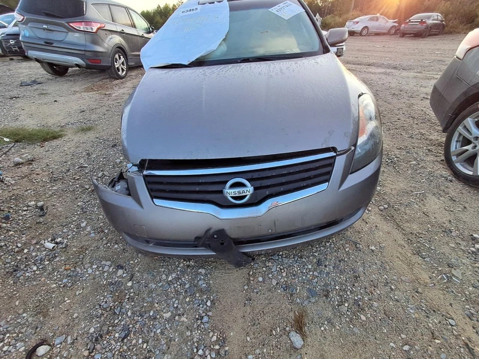 2007 Nissan Altima Front Windshield Wiper Motor OEM Used 135K Mileage - Image 2 of 4