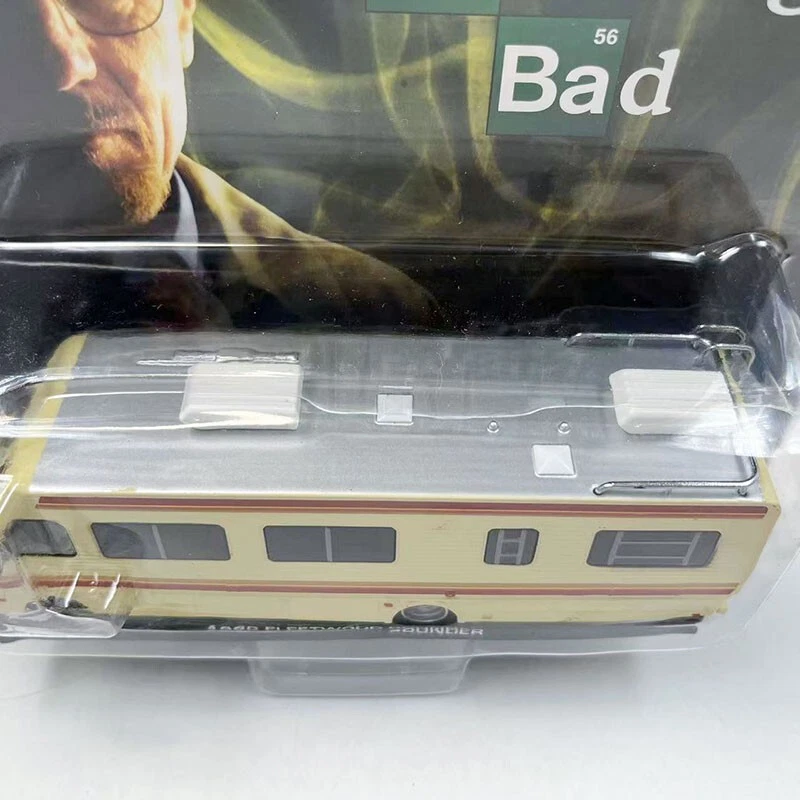BREAKING BAD 1986 FLEETWOOD BOUNDER CAMPER TV SERIES 1:64 SCALE GREENLIGHT  - Immagine 3 di 4
