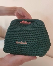 Clutch verde fatta a mano