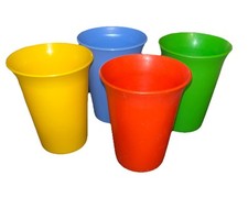 Tupperware Bell Tumblers Classic Kids 7oz Lot of 4 Great Condition F1