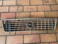 Grille de calandre d'origine Opel Ascona B 90102349 voiture de collection...