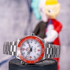 Omega Seamaster Planet Ocean 600M 2026 New/Unworn 215.30.44.21.04.001 Full Set 2