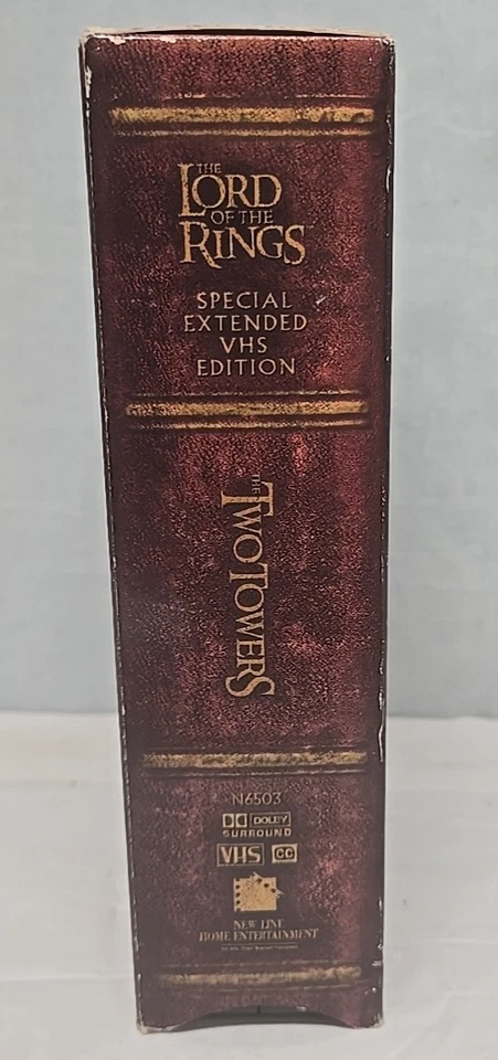 The Lord of the Rings The Two Towers Special Extended VHS WS Edition 2 Tape Set  - Image 2 of 4