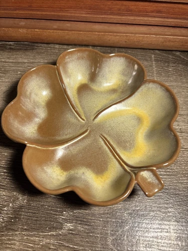 Vintage Frankoma Pottery 6.5" Plainsman Brown 4-Leaf Clover Dish #223 D8