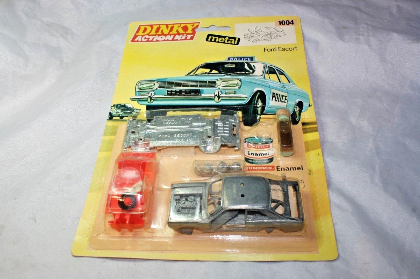 Dinky 1004 Ford Escort Police Car Action Kit, Unopened, Excellent Condition Dinky 1004 Ford Escort Police Car Action Kit, Unopened, Excellent Condition