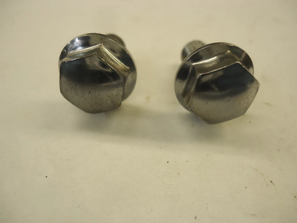 HONDA SHADOW VT700 VT750 ACE GUARDABARROS TRASERO PERNOS RIEL CROMO OEM 1987 Foto 2 de 4