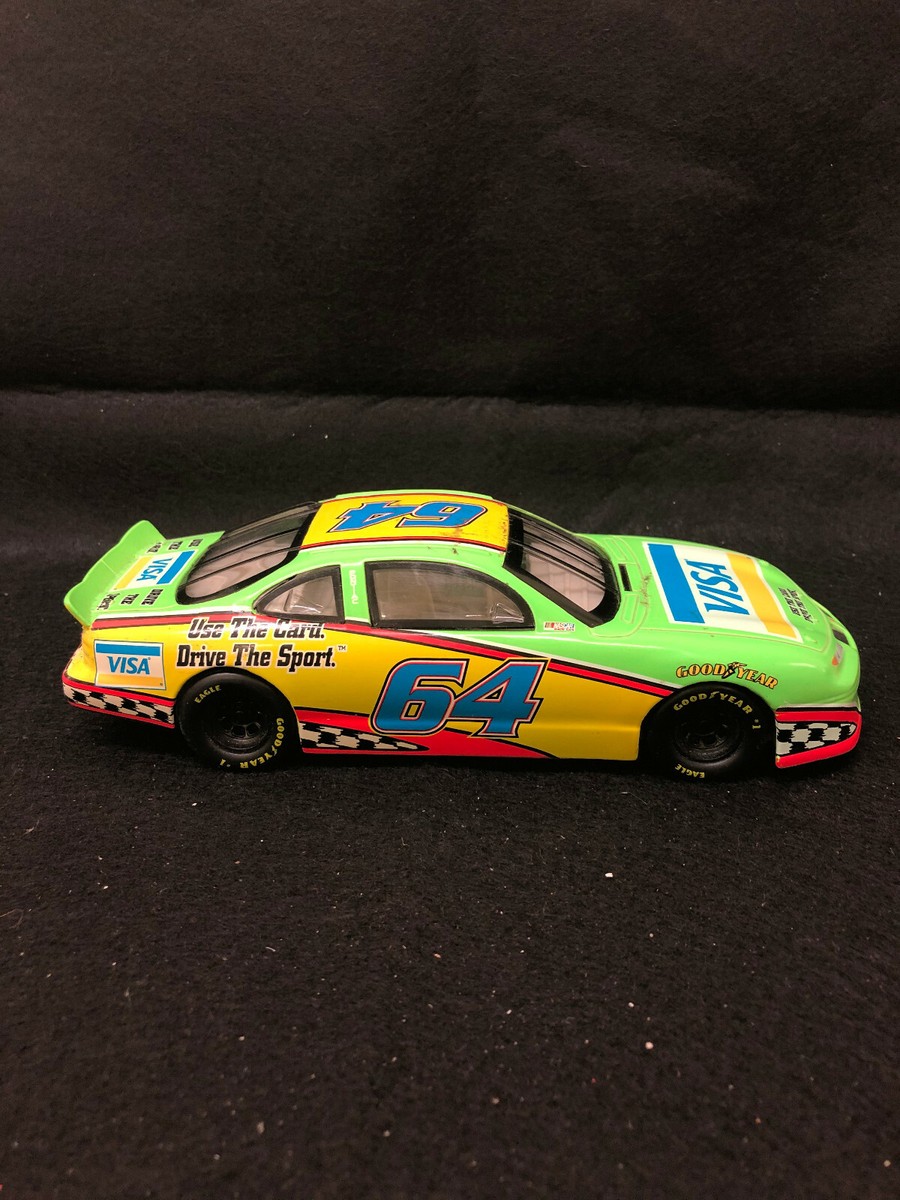 Hot Wheel 1998 Pontiac Grand Prix Mattel 1:24 Scale Die Cast