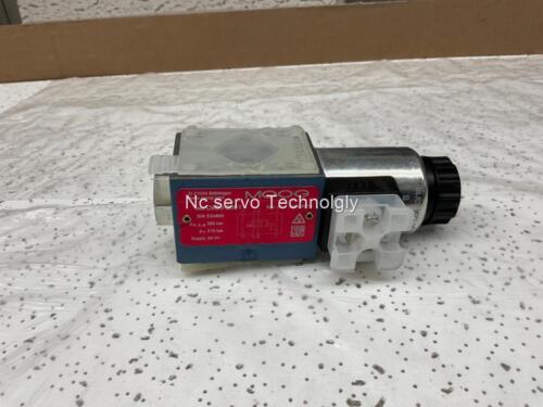 Válvula de seguridad reconstruida Moog D820-2001 6 meses de garantía - Imagen 3 de 3