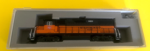ATLAS N SCALE 47638 GP38-2 LOCOMOTIVE MILWAUKEE ROAD # 360 - Picture 7 of 12