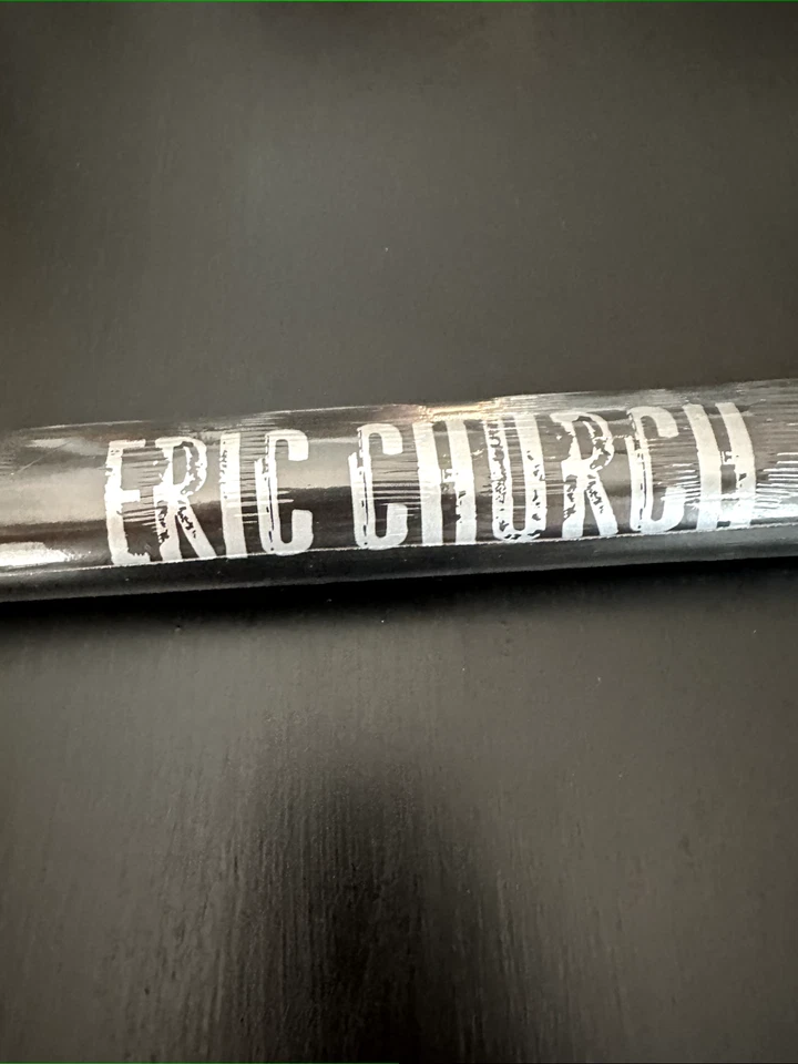 Sold Out! ERIC CHURCH Choir Christmas Holiday Birthday Music Gift Wrapping Paper - Image 3 of 4