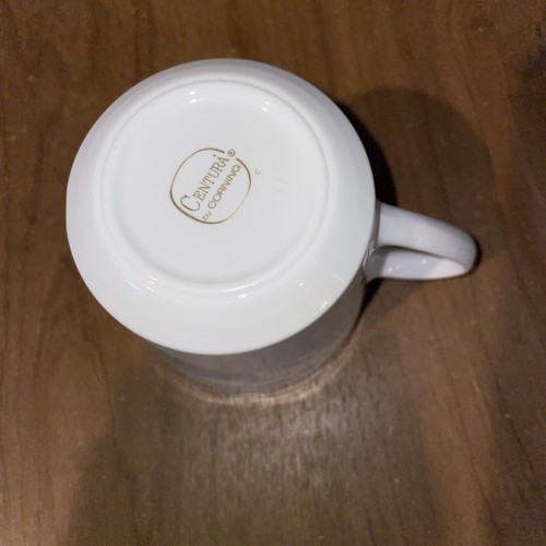 Vintage Centura By Corning White Coupe Creamer - Picture 3 of 3