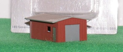 Deluxe #356 NScale Workshop Armco Brown