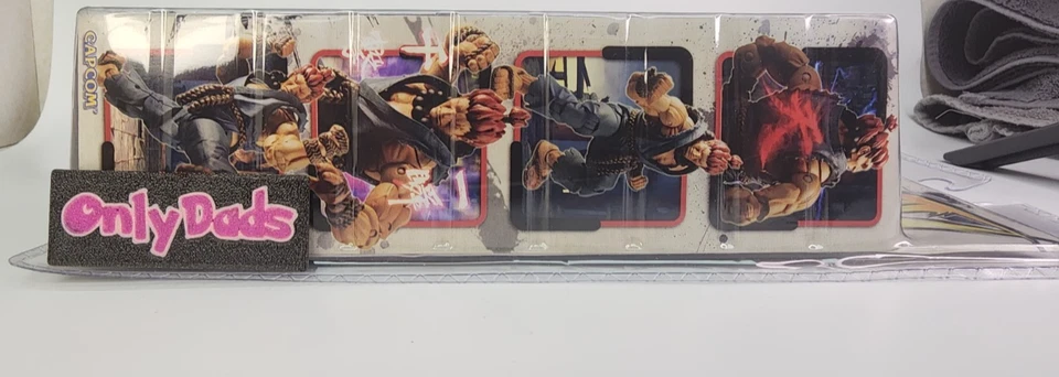 Figura de acción NECA Akuma Street Fighter IV Capcom Ronda 2 Foto 4 de 4