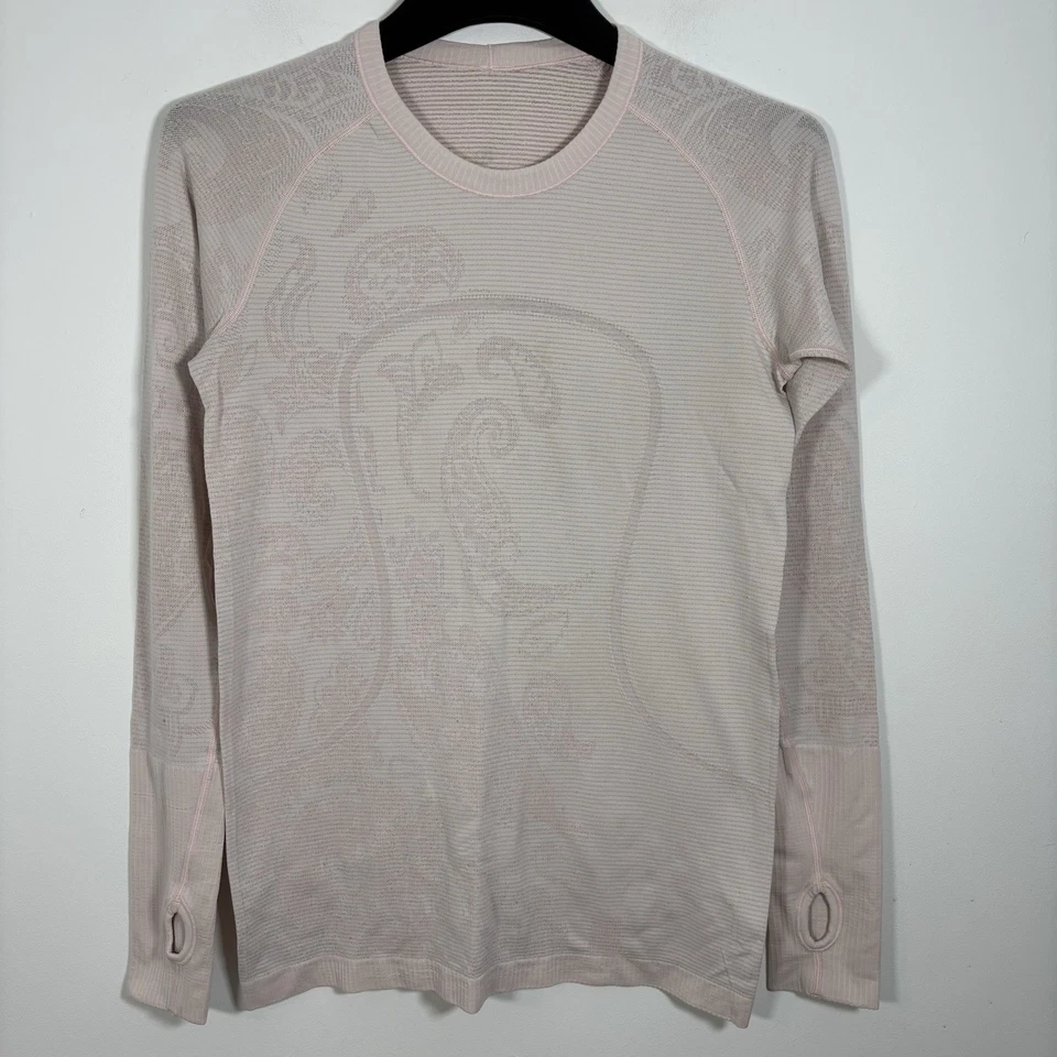 Paquete de 2 Top Lululemon Swiftly Tech Manga Larga 10 Rosa Paisley Pizarra Blanco Foto 2 de 4