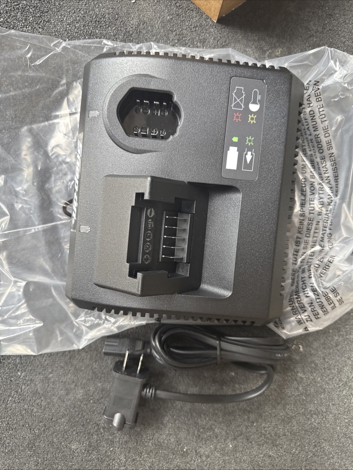 For Snap-on Tools NEW CTC131A 14.4V & 18v Lithium Dual Bay Battery Charger USB