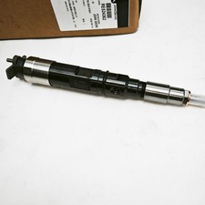 Brand New Re524362 Fuel Injector For John Deere Tractor 8120 8220 W/ Engine 8.1l