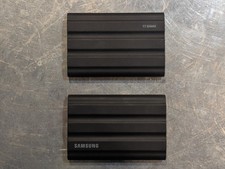 Samsung - T7 Shield 2TB External USB 3.2 Gen 2 Rugged SSD IP65 Water Resistant