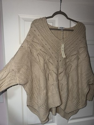 She + Sky oversized Beige Cable-Knit Knit V-Neck Pullover Sweater Women s M 