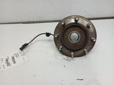 Front Hub From 2017 Dodge Ram 2500 11937502