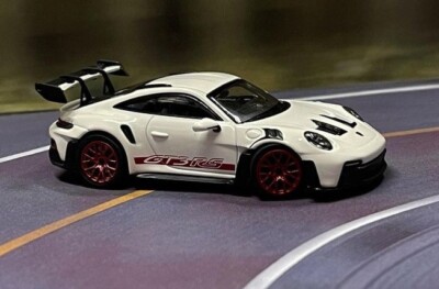 1/64 Porsche 911 992 GT3 RS 2022 White Red Model Minichamps x