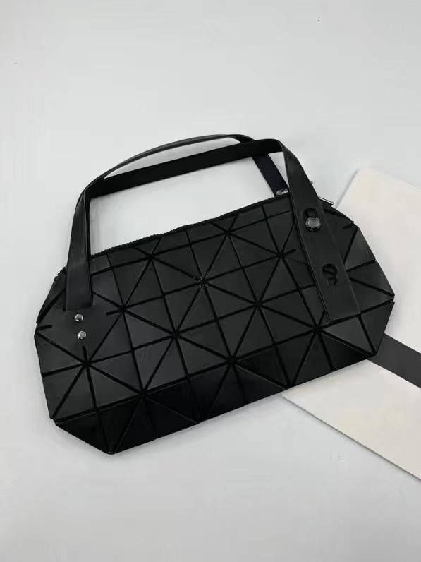 BAO BAO ISSEI MIYAKE Mini Handbag Tote Bag 4 Colors Outlet BAO BAO ISSEI MIYAKE Mini Handbag Tote Bag 4 Colors Outlet