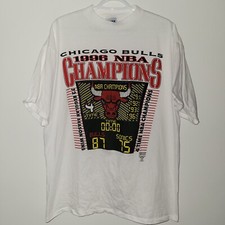 Vintage 90s Tultex Chicago Bulls 1996 NBA Champions T-Shirt Size XL Scoreboard
