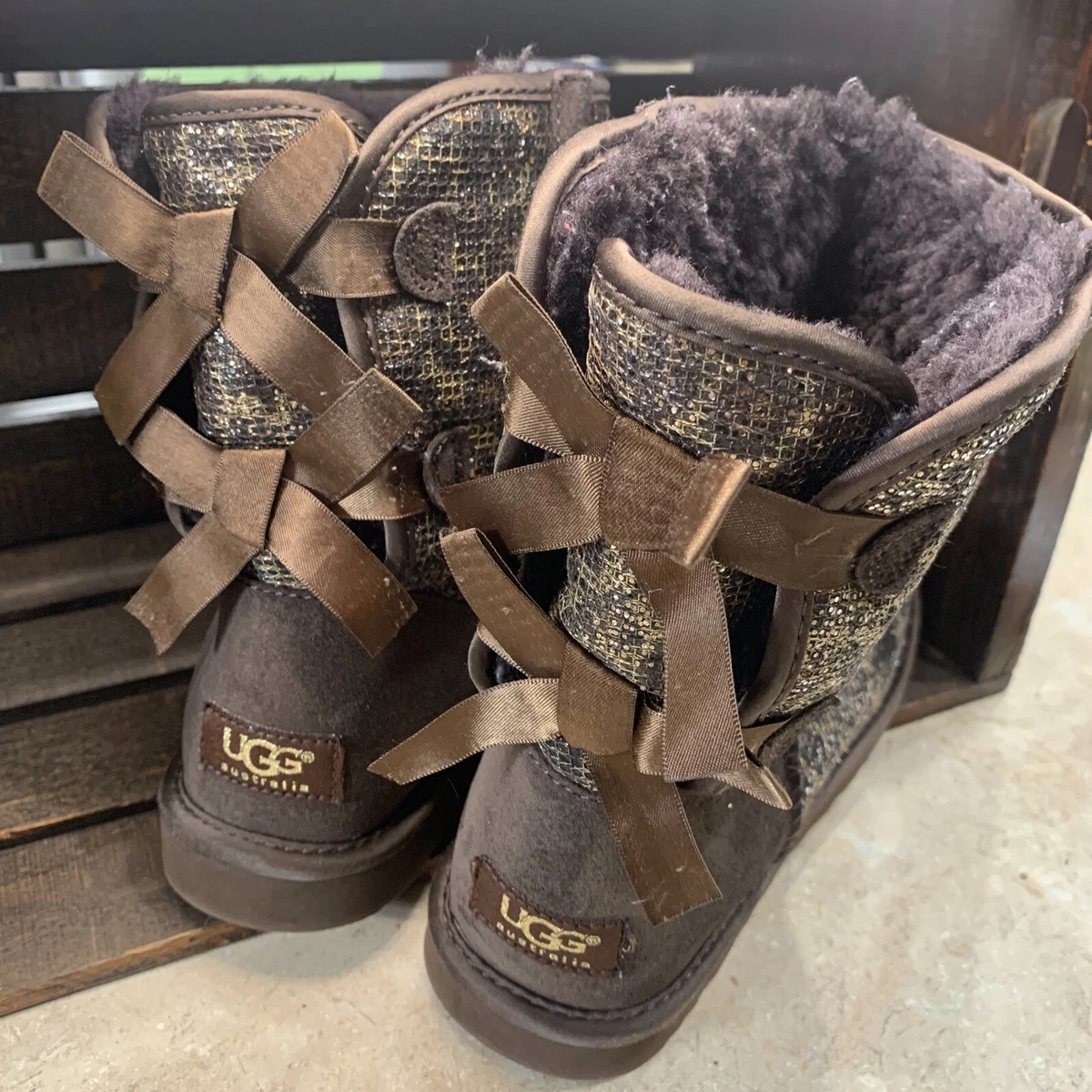 Ugg boots glitter bow top
