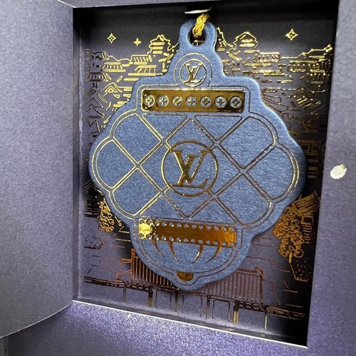 christmas-calendar-louis-vuitton-salina-semashow