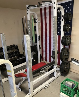 Hammer Strength Catch Fitness Squat Rack Hammer Strength 3/4