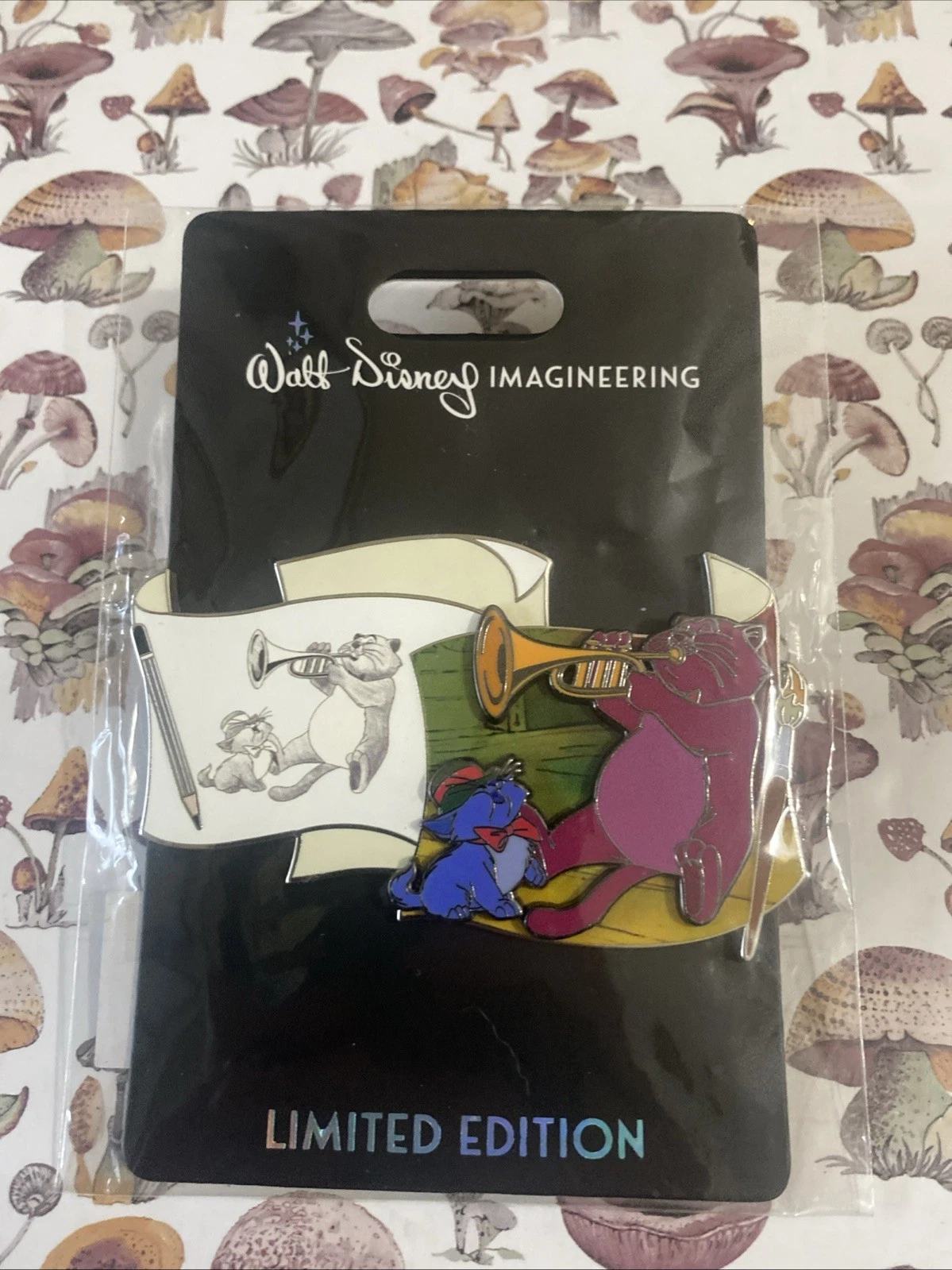 New ListingDisney WDI MOG Pin Tolouse Scat Cat Aristocats Off The Page Pin LE 300