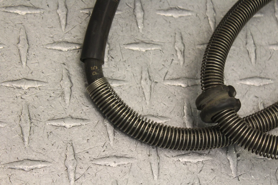 1994 KAWASAKI VULCAN 88 VN1500A FRONT BRAKE CALIPER HOSES LINES - Image 4 of 4