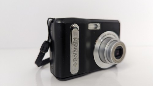 Polaroid i733 7.0 MP Digital Camera Black W/ Manual Tested & Works