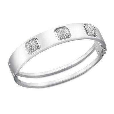AUTH Swarovski 5033035 Tactic Bangle, M RV$149 no box