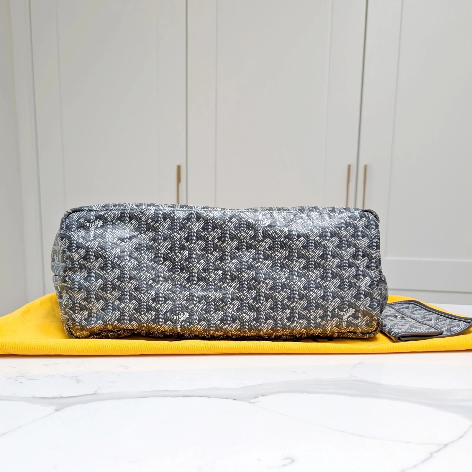 GOYARD Saint Louis PM borsa tote in pelle spina di pesce grigio argento ferramenta