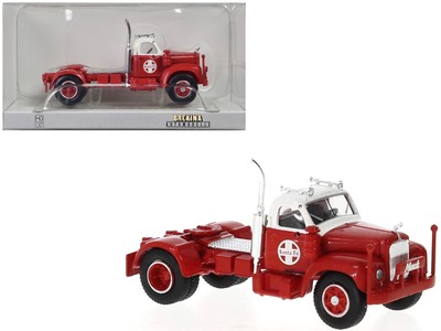 1953 B-61 Truck Tractor Red White Santa Fe 1/87 HO Scale Model Car Brekina